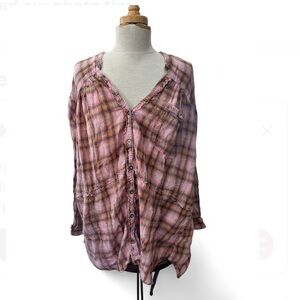 We the Free pink orange blue flannel plaid Raw Hem Button Up Shirt w pockets XL